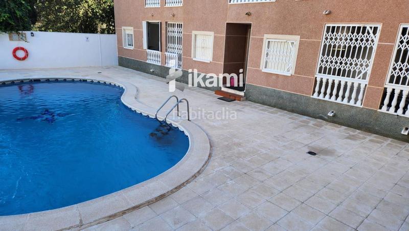 Foto fc607264-01dd-486c-9a55-e6462ec98788. Appartamento con piscina in Avenida Habaneras - Curva de Palangre Torrevieja