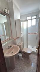 Affitto Appartamento in Calle miralcampo 2. Alquiler zona varela