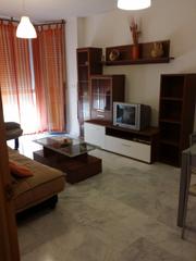 Piso en Calle maría salud tejero 41. Apartamento con plaza de garaje centrica