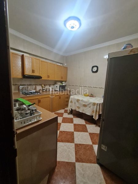 Foto 55f939d8-4781-48a3-8d4c-c6153bef8c27. Pis a Muelle Ceuta