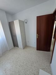 Affitto Appartamento in Calle argentina 48. Se alquila piso en huerta tellez