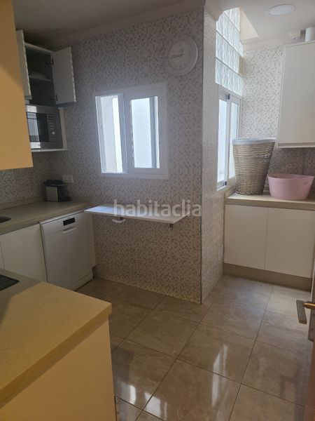 Foto 3a4d79f7-4611-42ca-ac5a-25fd8169b12d. Rent flat in calle real 90 in Centro Ceuta