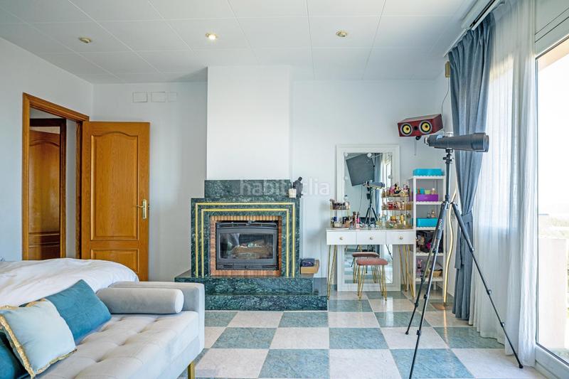 Foto 3180fc50-f3ef-49e1-84e7-bedbcff4674e. Casa impresionante casa con gran jardín y vistas a en vallvidrera en Barcelona