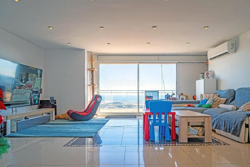 Foto fe71b870-f095-4094-a4d2-0e0156f9e386. Casa impresionante casa con gran jardín y vistas a en vallvidrera en Barcelona