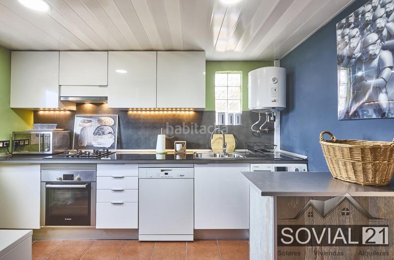 Foto b6863720-8772-4af8-9c48-1d44c9fc4f63. Casa exclusiva finca con dos viviendas independientes y vistas espectaculares en collserola en Barcelona