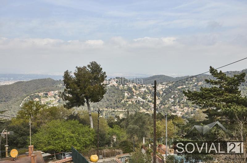 Foto b82ceb87-a285-4b30-b1f3-068ac36d6e93. Casa exclusiva finca con dos viviendas independientes y vistas espectaculares en collserola en Barcelona