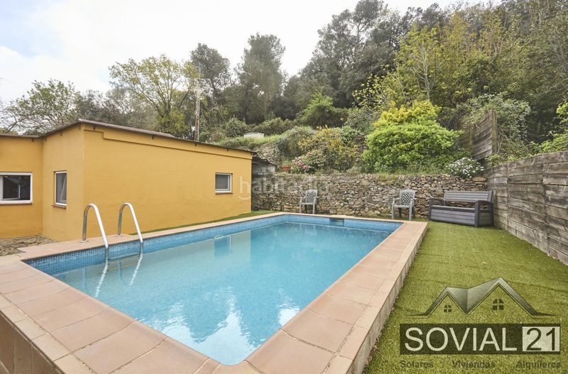 Foto dcb7009f-34df-46d7-a436-5f780145e4b3. Casa amb calefacció aparcament piscina a Vallvidrera - Tibidabo - Les Planes Barcelona