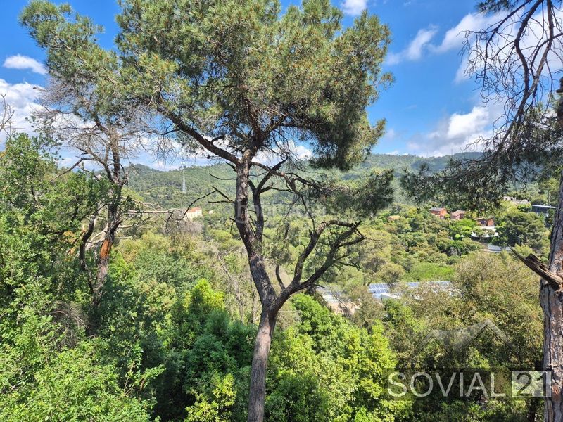 Foto f1cb7dfb-a200-412b-9b8a-e6884a74ee8a. Casa amb calefacció a Vallvidrera - Tibidabo - Les Planes Barcelona