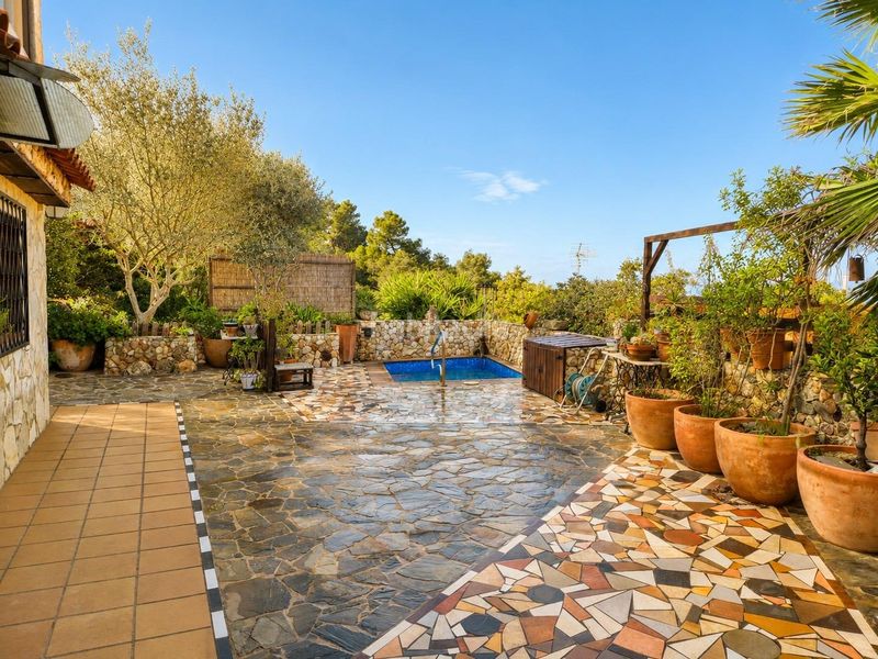 Foto 5ff34430-e137-49f8-82a7-0d084433369e. Casa amb calefacció piscina a Vallvidrera - Tibidabo - Les Planes Barcelona