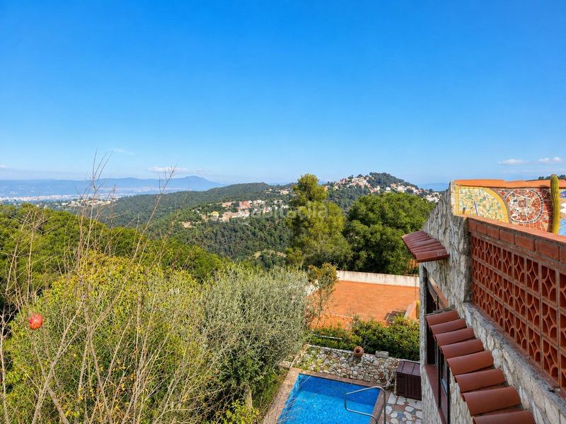 Foto b46c65c9-1eab-496b-985d-60f4bca797e2. Casa amb calefacció piscina a Vallvidrera - Tibidabo - Les Planes Barcelona