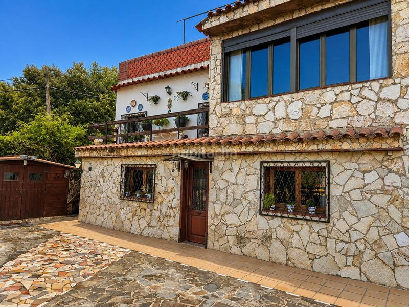 Foto e2a3b2f0-9d5a-4638-811c-f56476657d6a. Casa amb calefacció piscina a Vallvidrera - Tibidabo - Les Planes Barcelona
