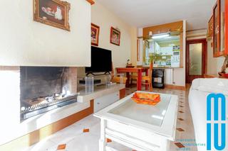 Duplex à Centre. Dúplex moderno en pineda de mar  zona taurus