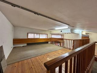 Local Comercial  Carrer d'altafulla. Local a doble altura!