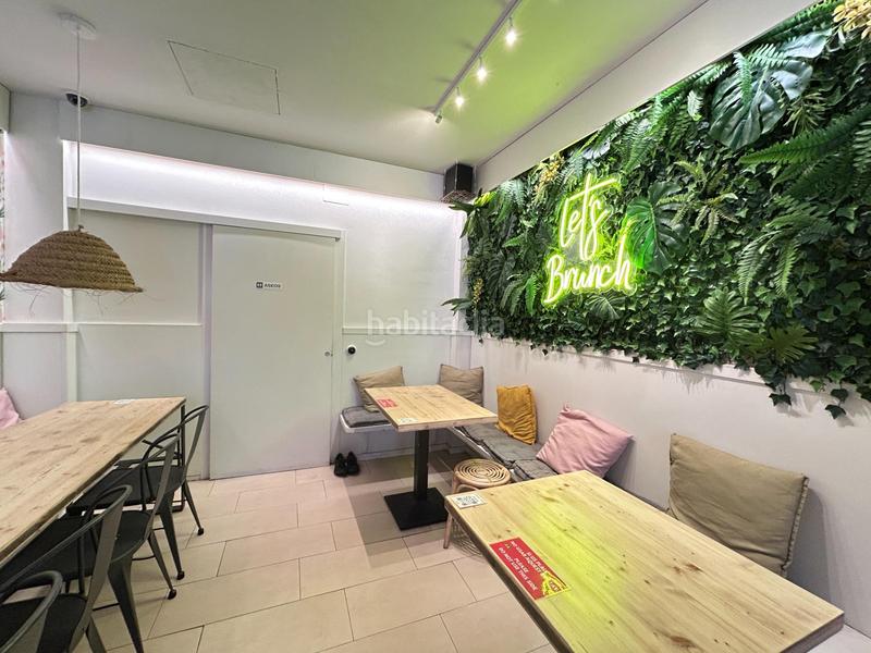 Foto b30d4704-eba7-4e7c-b812-0e7a639cb7a8. Alquiler local comercial negocio en pleno funcionamiento!! en Mataró