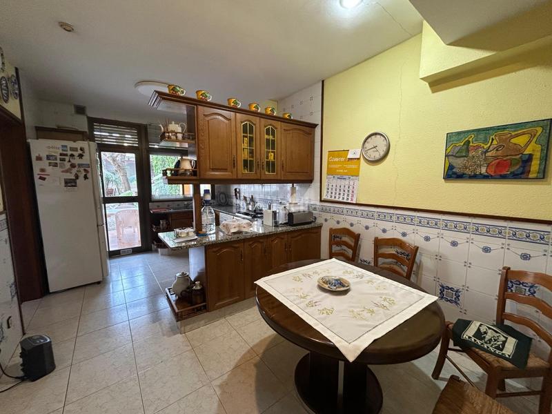Foto 5561e80a-5d37-46c1-89e2-756c9ea55d1c. Casa exclusivo chalet pareado en Centre Mataró