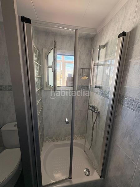 Foto 35d8d5af-d2e4-4a7c-b1ae-3b3ebc974bb4. Rent penthouse with heating in Peramàs Mataró