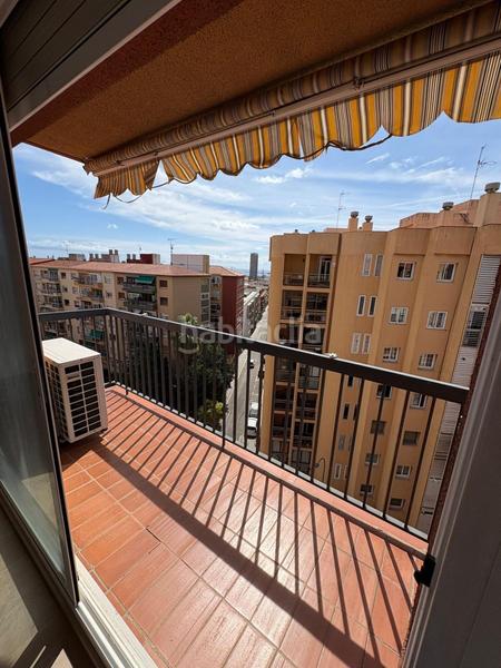 Foto 9bec2f5f-8e24-41fc-a18c-5cbf2911bd54. Rent penthouse with heating in Peramàs Mataró