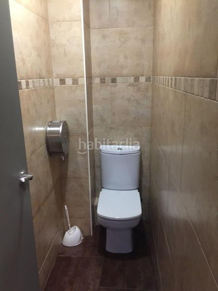 Foto c0774f28-7c9d-4c75-8400-ad9c587b0581. Alquiler local comercial traspaso de piso con restaurante!! en Mataró