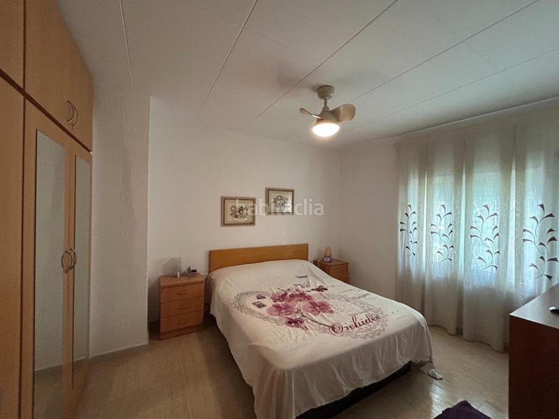 Foto 2bd23fd8-d384-43ba-ab2d-46338b9c4e6c. Casa amb calefacció a Rocafonda Mataró