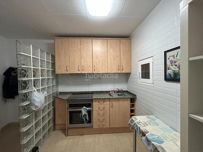 Foto 48d8fa7b-a98f-48c2-abf8-2394475e0406. Casa amb calefacció a Rocafonda Mataró