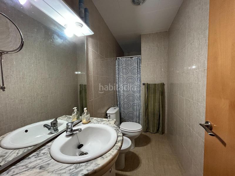 Foto 4984ae3d-c834-4b66-9dcc-53004fd8e2b1. Casa amb calefacció a Rocafonda Mataró