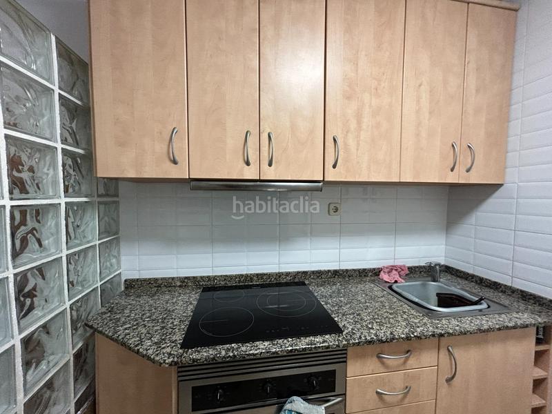 Foto 60faebfb-fe0b-471e-9a43-5ede7e6b37bd. Casa amb calefacció a Rocafonda Mataró