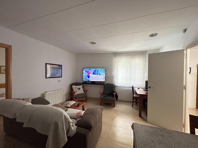 Foto ab7dba84-eaee-4f61-bd99-8e61f6b5cc53. Casa amb calefacció a Rocafonda Mataró