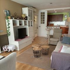 Appartement à Peramàs. Encantador piso en mataró  ideal para familias