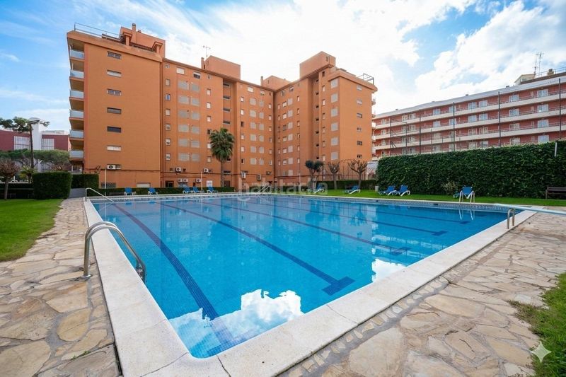 Foto 565344d7-f00f-4f65-bccd-f64f4f4b6cb3. Pis amb piscina a Santa Susanna