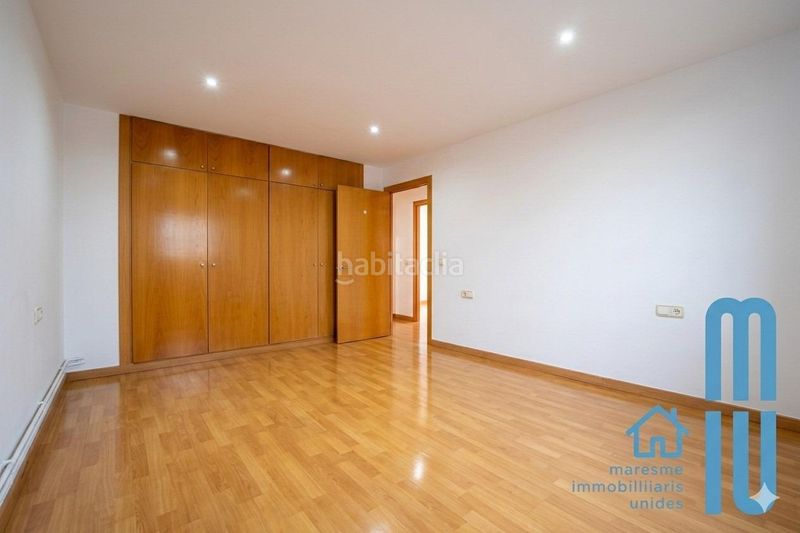 Foto f378fd06-f3d3-4a82-bf67-79db8fcf692d. Pis amb piscina a Santa Susanna