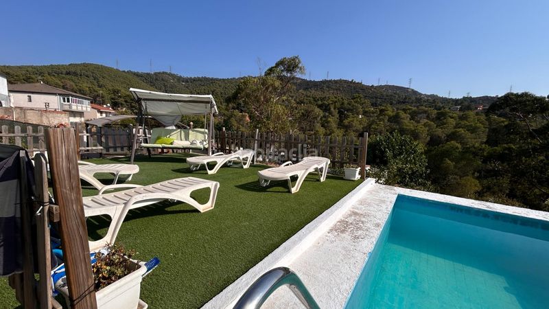 Foto 43a6eea6-f32e-4c38-9c10-03b2f3e073a7. Casa amb aparcament piscina a Olesa de Bonesvalls