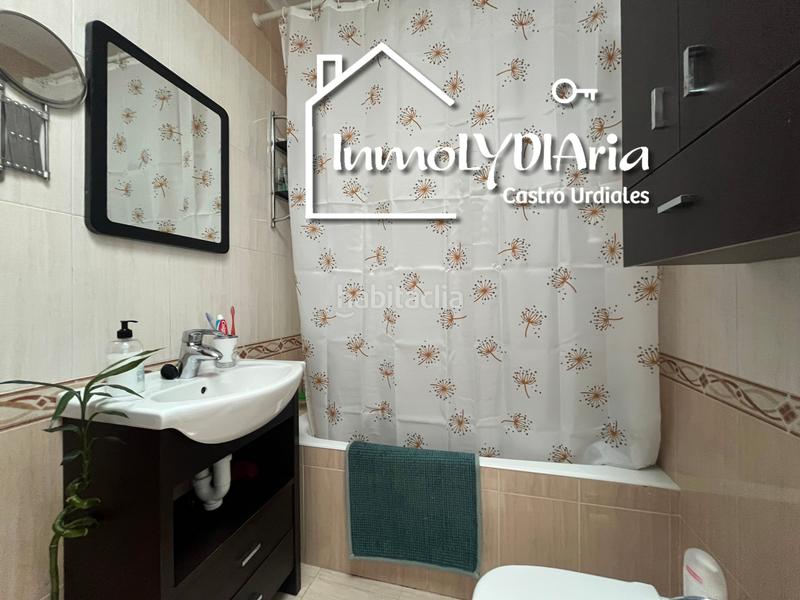 Foto 25463db2-54a7-4aef-9dd8-5ea82e680669. Chalet en calle de la callejuela 90 en Oriñón- Allendelagua Castro - Urdiales