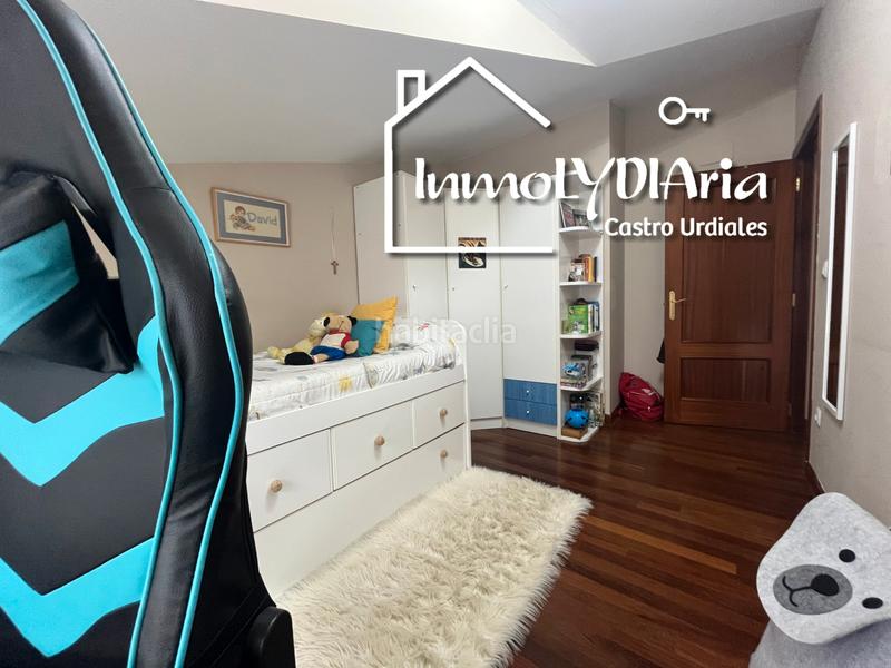 Foto bd0ca69a-07ba-4e03-b236-51d7e5e5510e. Chalet en calle de la callejuela 90 en Oriñón- Allendelagua Castro - Urdiales
