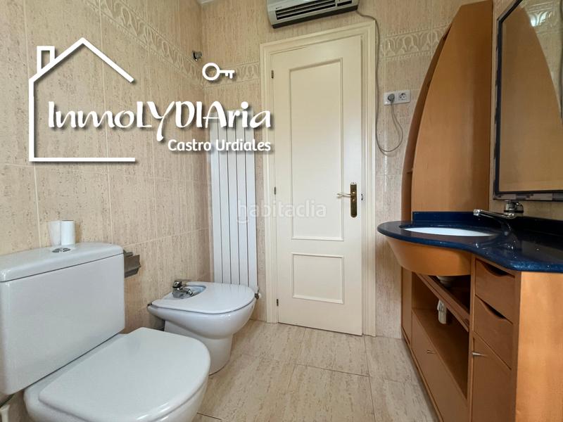 Foto 316ebb5f-d5e5-4860-ad40-53e87aa116f2. Chalet en barrio brazomar 68 en Cotolino Castro - Urdiales