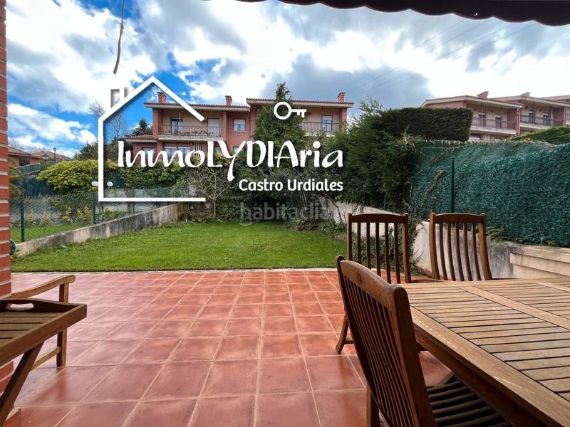 Foto 6c180738-d955-4e06-9432-6fa393731e34. Chalet en barrio brazomar 68 en Cotolino Castro - Urdiales
