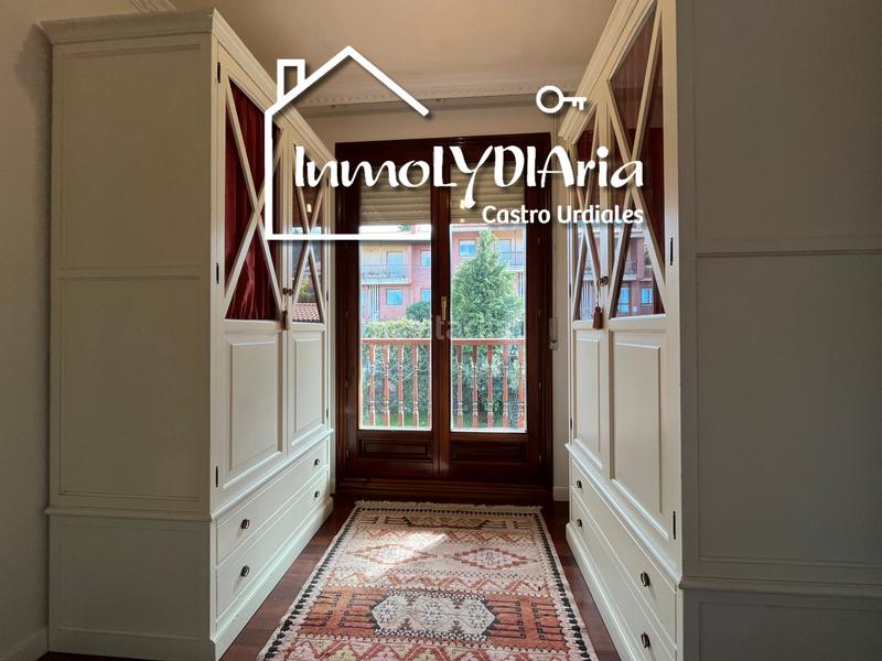 Foto 7388558d-3778-4c3b-98c2-5564e24f9bb3. Chalet en barrio brazomar 68 en Cotolino Castro - Urdiales