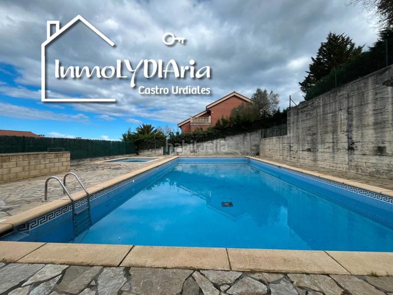 Foto 16082d78-33c8-48f0-8ebd-fc7cd014fdb8. Chalet dans barrio brazomar 68 dans Cotolino Castro - Urdiales