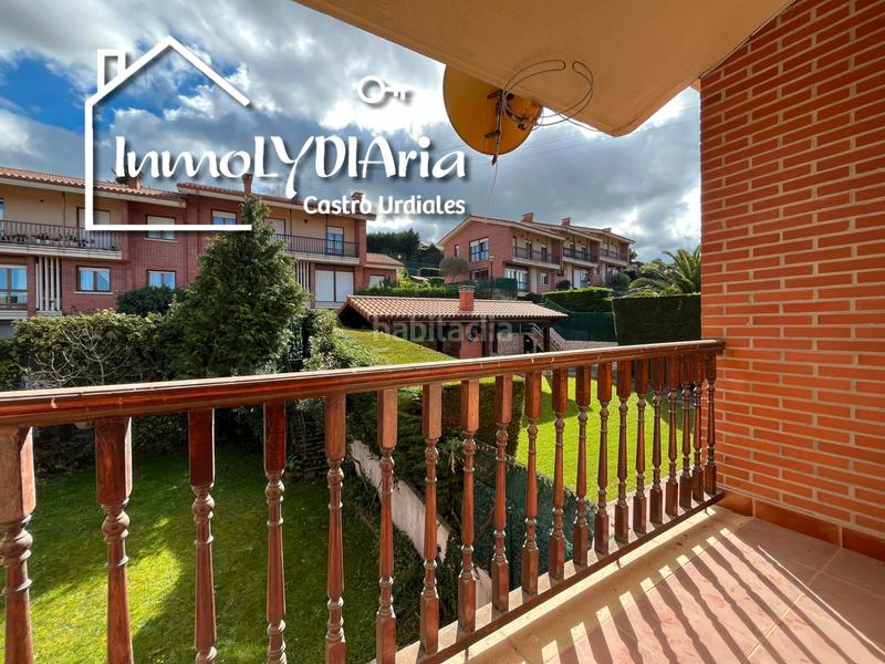Foto 617383e2-f3e7-44be-accb-77a3bab59061. Chalet dans barrio brazomar 68 dans Cotolino Castro - Urdiales