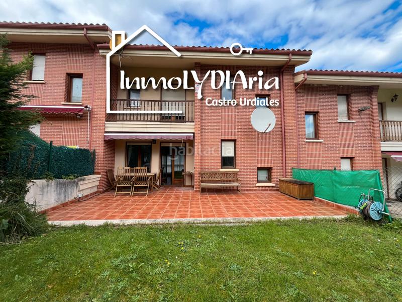 Foto 76499bca-4877-491a-9cb8-9502846ad0ce. Chalet dans barrio brazomar 68 dans Cotolino Castro - Urdiales
