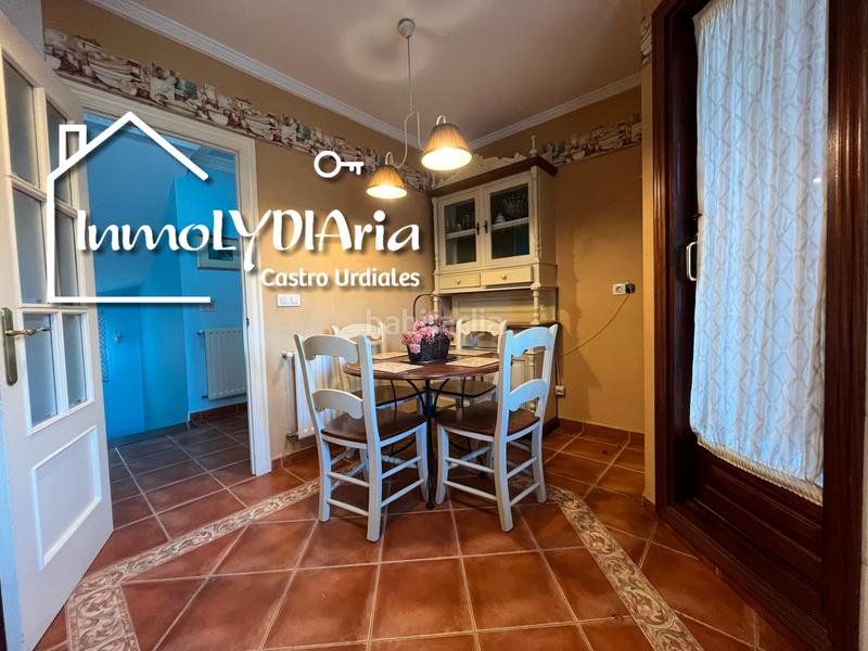 Foto b26858d9-bb45-4685-bebd-e8276b847da4. Chalet dans barrio brazomar 68 dans Cotolino Castro - Urdiales