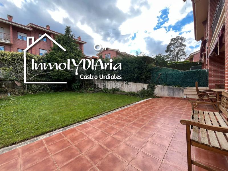 Foto c6996457-cc6b-45ee-b5d6-83554e7a4168. Xalet a barrio brazomar 68 a Cotolino Castro - Urdiales