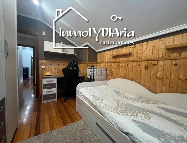 Foto 0fcb4f17-5616-4a9b-9a4c-e58a993a46c9. Chalet en barrio otañes 19 chalet en otañes de 4 habitaciones con piscina en Castro - Urdiales