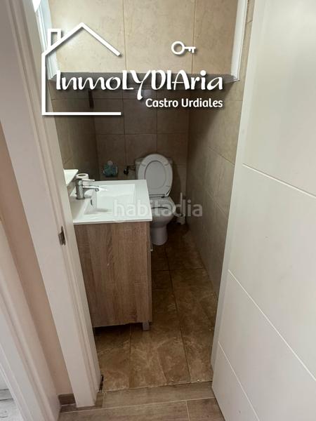 Foto 84a83198-46fd-4574-80f3-8c526a0cf2a0. Chalet en barrio otañes 19 chalet en otañes de 4 habitaciones con piscina en Castro - Urdiales