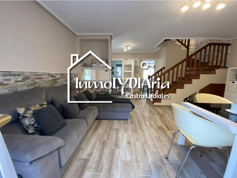 Foto a1a601b0-b5c5-4a2b-81ec-bdf2aeb06996. Chalet en barrio otañes 19 chalet en otañes de 4 habitaciones con piscina en Castro - Urdiales