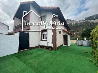 Xalet a Barrio otañes 7e. Chalet en otañes de 4 habitaciones con piscina