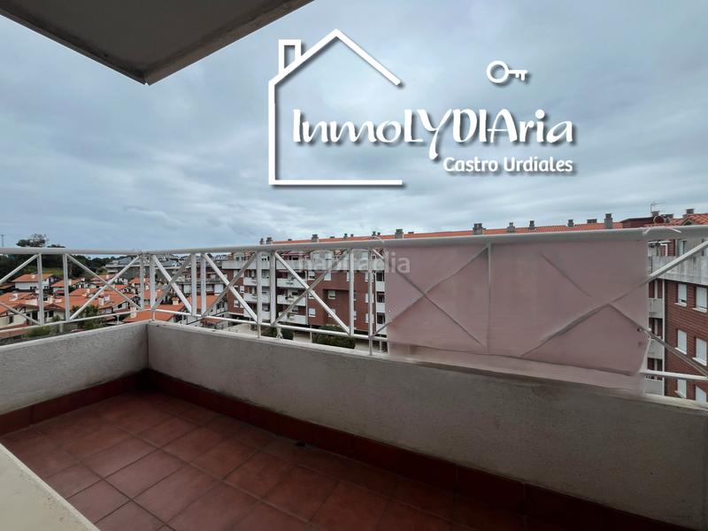 Foto 8691fb57-8ff7-46c2-9c86-f87d05087e6c. Piso en subida campijo 6a piso en ostende 3 habitaciones en Castro - Urdiales