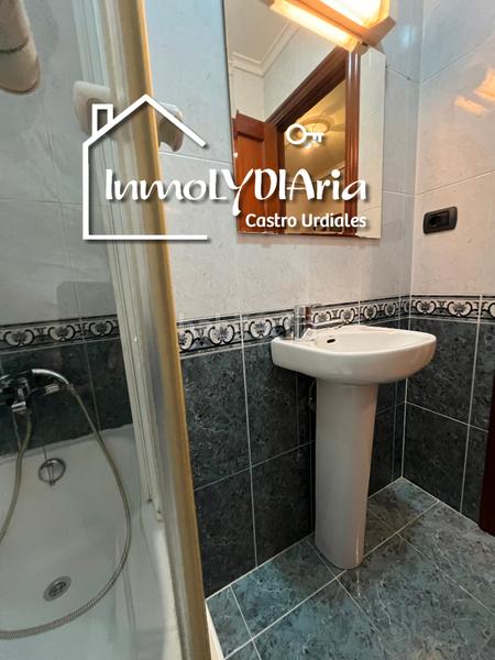 Foto cab6cb2f-222c-4b89-994c-c0d5471519f7. Piso en subida campijo 6a piso en ostende 3 habitaciones en Castro - Urdiales