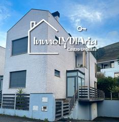 Xalet  Barrio islares 3. Chalet individual islares