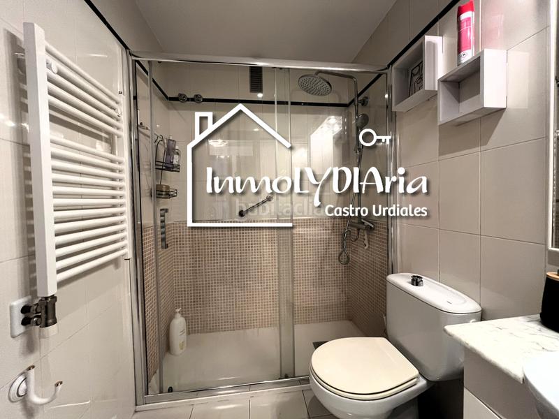 Foto 89cb7f01-b418-42d9-9092-a6fb0069fab7. Pis a calle de silvestre ochoa 23 a Playa Ostende Castro - Urdiales