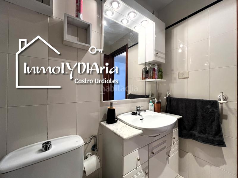 Foto 8cd84cdd-c48d-4eb6-8e77-89e286fa1613. Pis a calle de silvestre ochoa 23 a Playa Ostende Castro - Urdiales